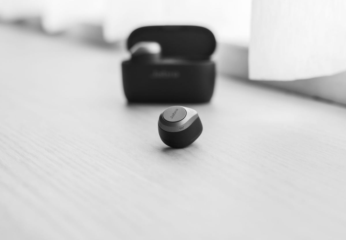 Wireless Earbuds Buying Guide: What to Look for Before You Buy